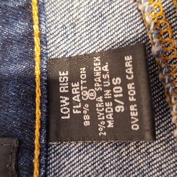 Q  Express solid blue stretch low rise flare jeans size 9/10. EUC - Picture 4 of 6